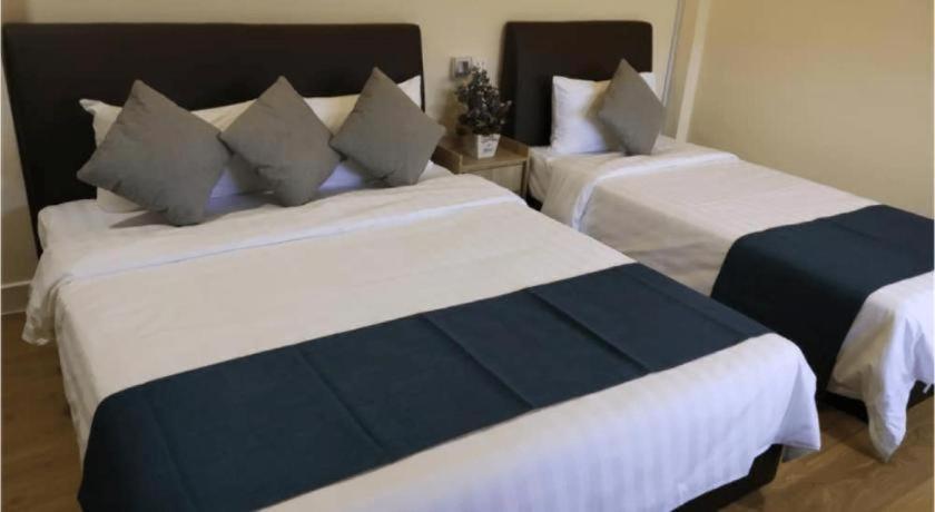 Star Seasons Hotel